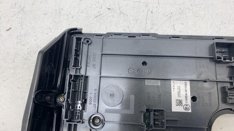 ⭕ 24-25 Model 3 Front Left Frunk Low Voltage Body Controller Module 18