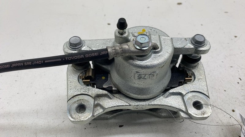 ⭕ 2020-2024 Toyota Prius Front Driver Side Caliper w/ Brake Hose Line