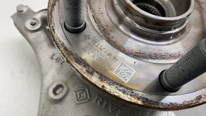 PT01271576-C ⭕ 2025 Rivian R1S Front Driver Side Spindle Knuckle & Hub Left LH PT01271576-C