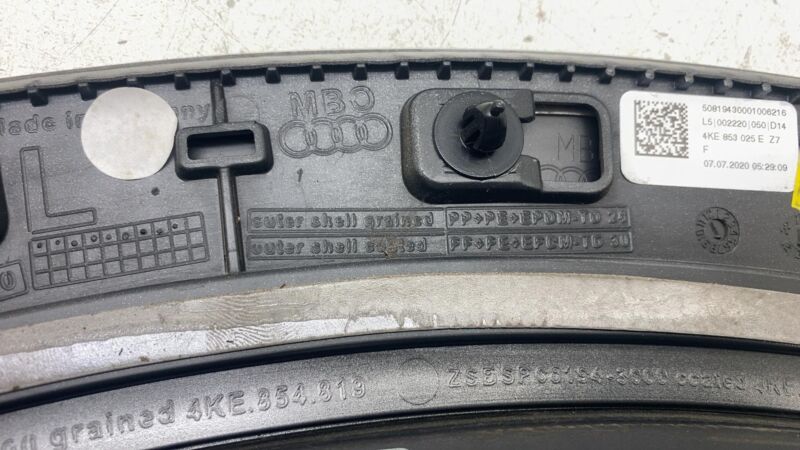 4KE 853 025 E ⭕ 19-23 Audi E-Tron Rear Left Side Quarter Wheel Arch Flare Molding 4KE853025E
