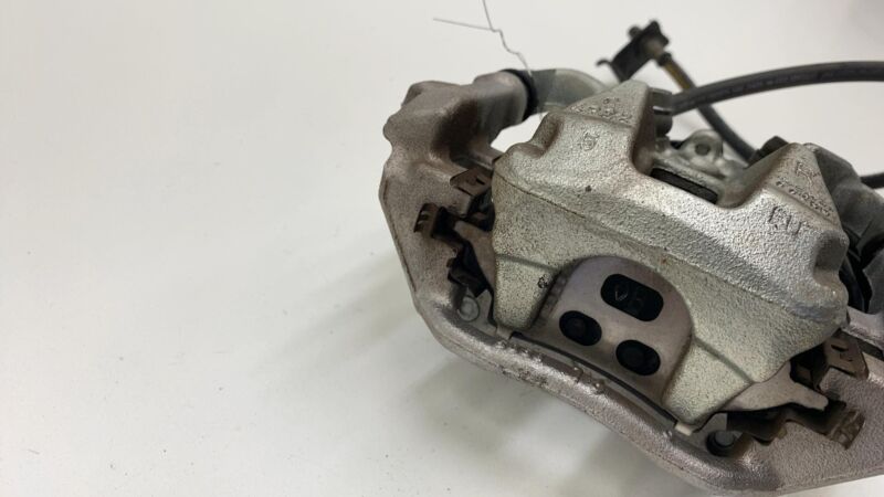 ⭕ 2019-2022 Toyota C-HR Rear Passenger Side Brake Caliper w/ Hose Line Right OEM