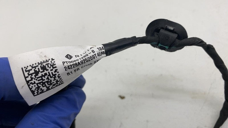 ⭕ 2025 Rivian R1S Front Crash Sensor Wiring Cable Wire Connector PT008