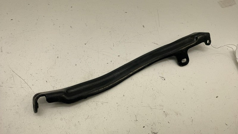 795286302 ⭕ 18-23 BMW 530e Intake Manifold Exhaust Hanger Mount Bracket Support 7952863-02