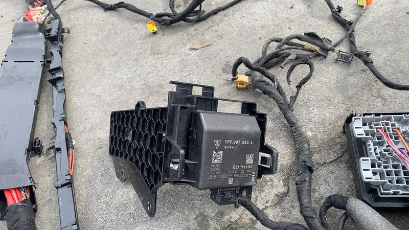 2011-2014 Porsche Cayenne S Main Body Cabin Wiring Harness Cable Wire Assembly