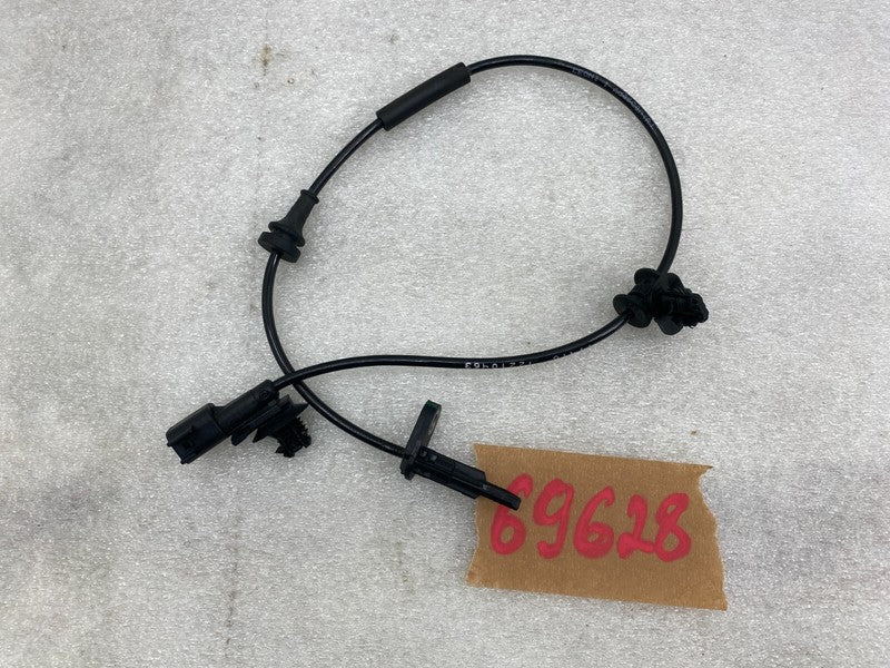 ⭕ 2017-2023 Tesla Model 3 M3 Rear Left or Right Anti-Lock ABS Wheel Speed Sensor