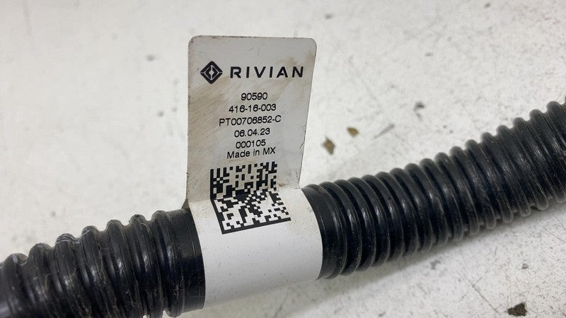 ⭕ 2022 2023 2024 Rivian R1T Cooling System Coolant Hose Pipe Tube Asse