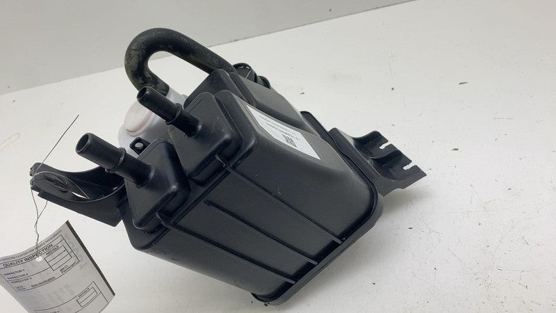 52030368AE ⭕ 2017-2024 Chrysler Pacifica Fuel Gas Vapor Evaporator Canister OEM 52030368AE