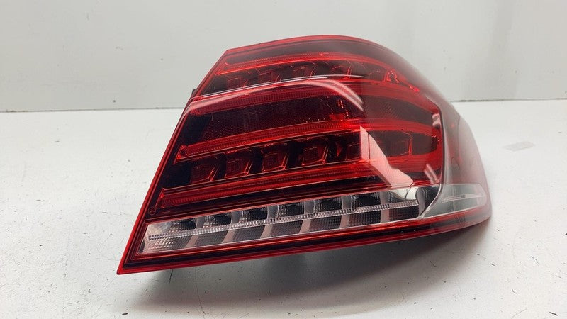 ⭕ 14-16 Mercedes-Benz E350 Rear Right Tail Lamp Outer Taillight RH A21