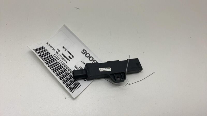 6832066-01 2021 BMW 530e G30 Smart Keyless Access Entry Antenna Sensor Control Module OEM