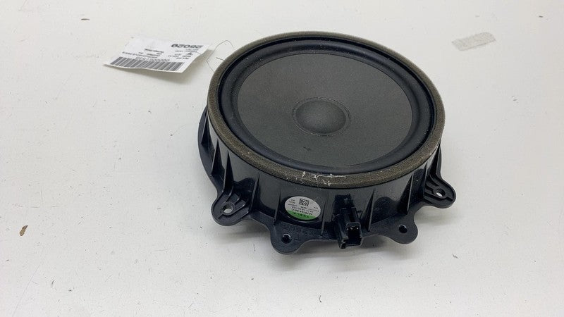 1079744-00-C ⭕ 2017-2024 Model 3 Y Front Left or Right Audio Speaker & Amplifier 1079744-00-C