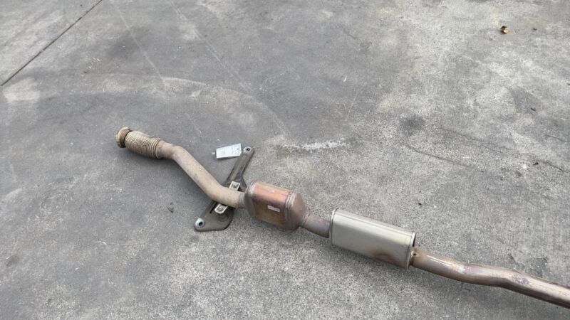 9807030 ⭕ 2011-2016 Mini Cooper Countryman S Exhaust Muffler Complete Assembly 9807030