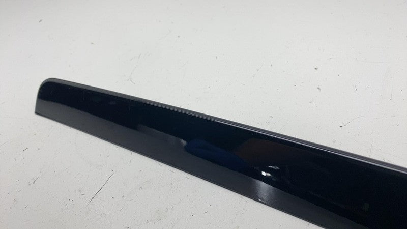 PT00012533 ⭕️ 22-24 Rivian R1T Rear Left & Right C-Pillar Outer Trim PT00012533 / PT0001253