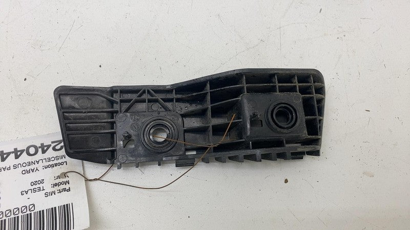 ⭕ 17-23 Model 3 Rear Left Bumper Taillamp Taillight Mount Bracket 1083