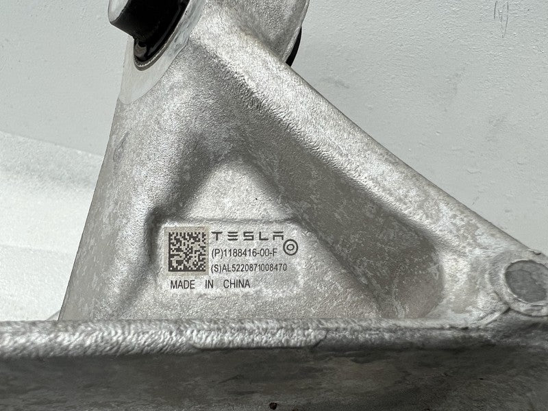 2020-2024 Tesla Model Y Rear Right Spindle Knuckle w/ Wheel Hub & Dust