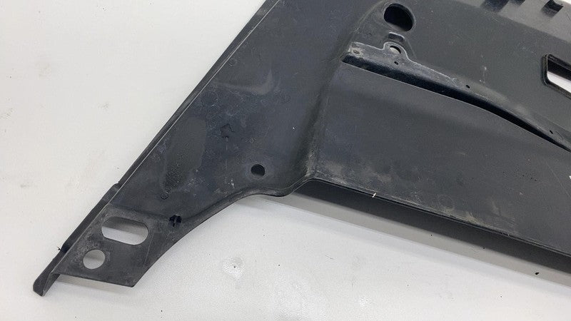 7P5 805 806 B 2011 2012 2013 2014 Porsche Cayenne Engine Bay Cover Panel Center Side Hood Lock