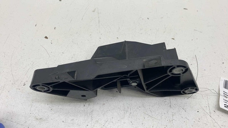 68292239AC ⭕ 17-25 Chrysler Pacifica Front Left Radiator Support Mount Bracket 68292239AC