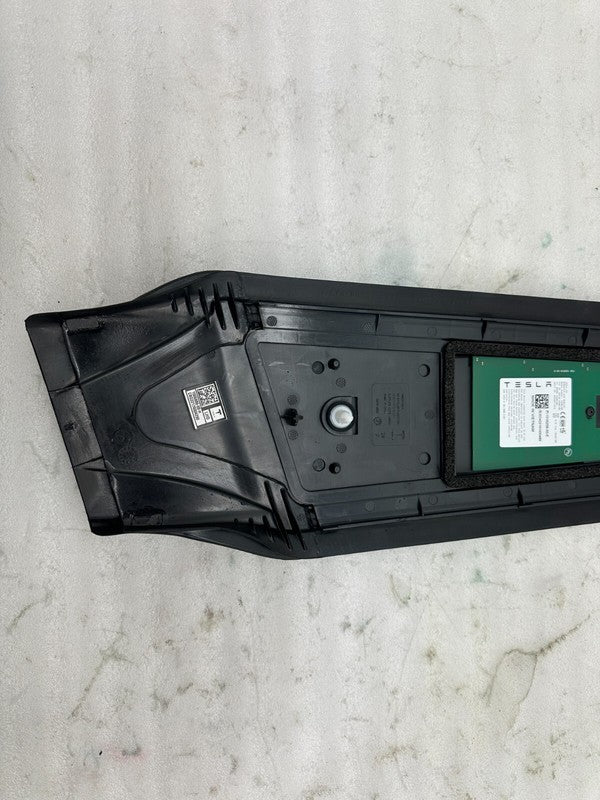 149424100A ⭕ 20-23 Model Y Right Exterior B-Pillar Applique Trim w/ Camera RH 1506886-00-H