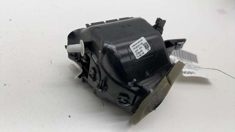 9Y0 820 901 E ⭕ 2024 Porsche Cayenne Driver Side Left Outer Air Vent Black OEM 9Y0820901E