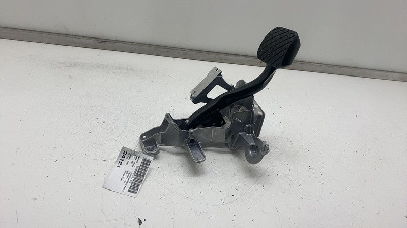 4KL723140A ⭕ 2019-2023 Audi e-Tron Front Driver Brake Stop Pedal w/ Bracket Assy 4KL723140A