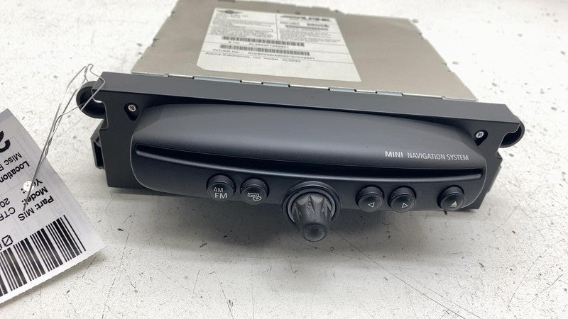 9361147 ⭕ 2011-2016 Mini Cooper Countryman Navigation Multi Media Radio Assembly 9361147