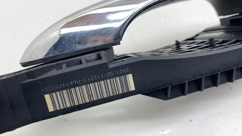 ⭕ 2017-2020 Maserati Levante Rear Passenger Side Exterior Door Handle