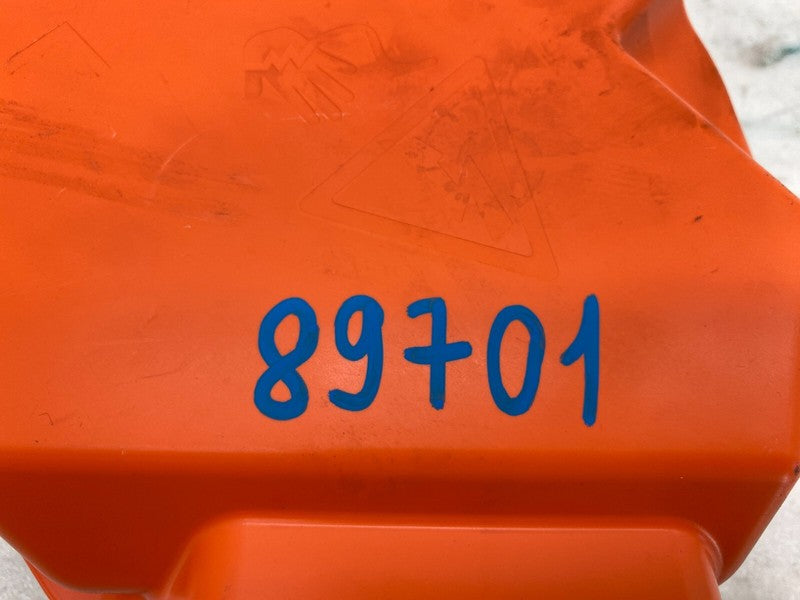 1096326 00 C ⭕17-23 Tesla Model 3 Charge Port System Inlet Close Out Panel Cover 1096326-00-C