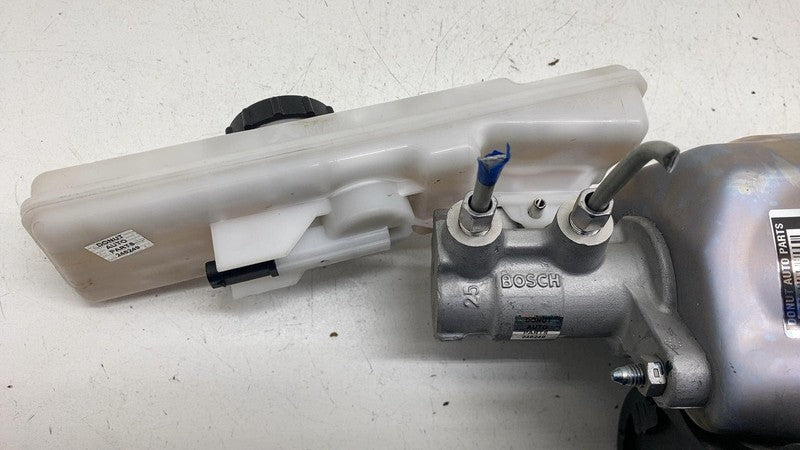 ⭕ 2017-2023 Model 3 Power Brake Booster Master Cylinder & Reservoir 10