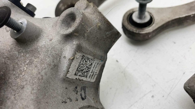 4KE505459C ⭕2019-2023 Audi e-Tron Rear Driver Side Spindle Knuckle w/ Control Arm Link Left