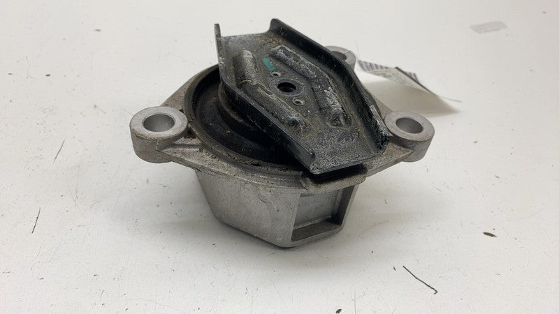 ⭕ 2021-2023 Polestar 2 Front Left or Right Engine Motor Mount Bracket Insulator