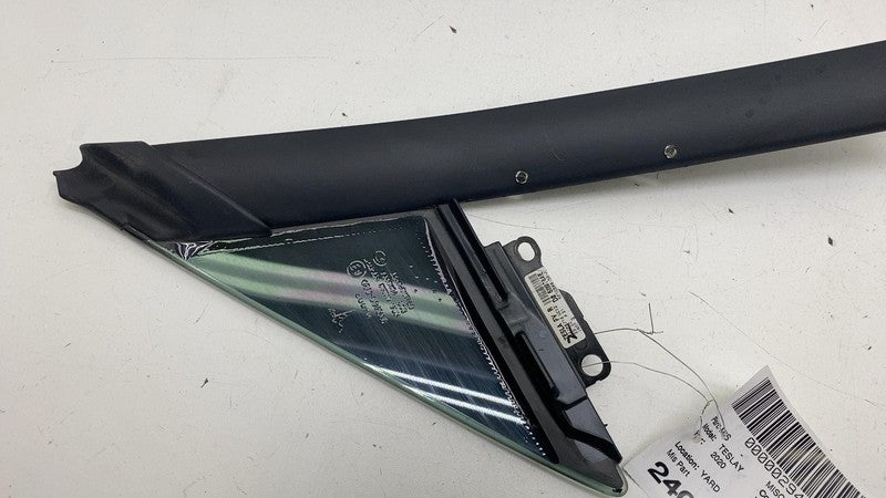 ⭕ 12-20 Tesla Model S Front Right Door Window Corner Vent Quarter Glas