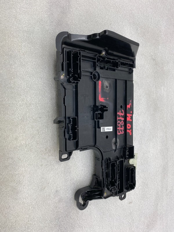 156745500C ⭕ 2020-2023 Model 3 Left Low Voltage Controller Body Control Module 1567455-00-C