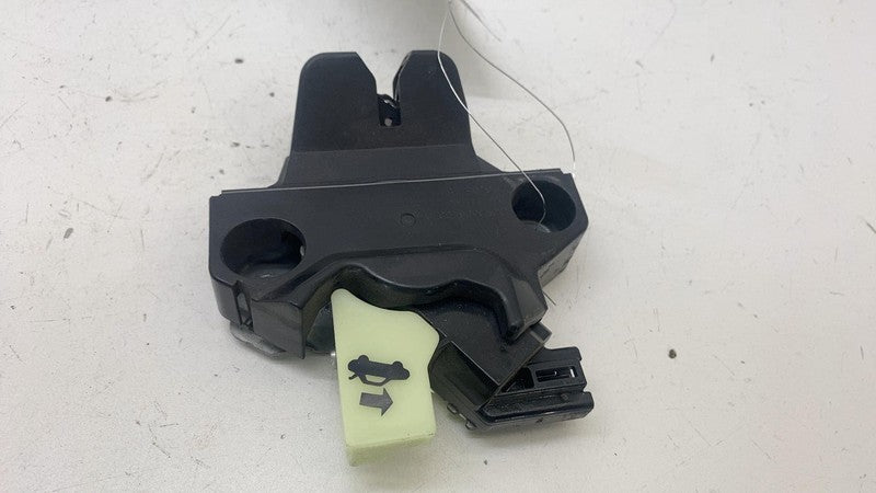 109230800D ⭕ 2017-2023 Tesla Model 3 M3 Rear Tailgate Trunk Lid Lock Latch OEM 1092308-00-D