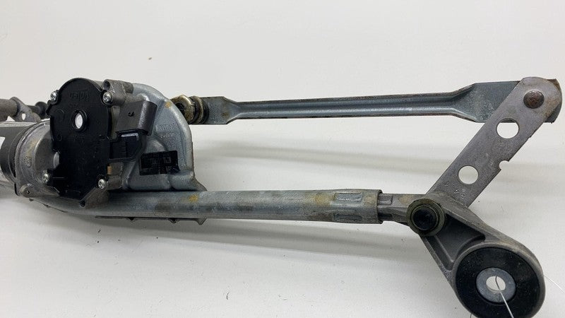 A1668202740 12-19 Mercedes-Benz GLE350 Front Windshield Wiper Transmission Linkage & Motor