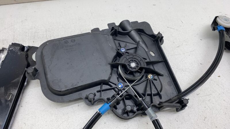 109662100L 2017-2023 Tesla Model 3 Front Passenger Side Door Window Regulator & Motor Right