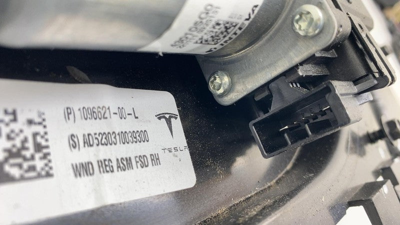109662100L 2017-2023 Tesla Model 3 Front Passenger Side Door Window Regulator & Motor Right