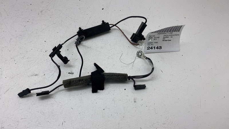 A2128704589 ⭕ 10-16 Mercedes-Benz E350 E-Class Amplifier Antenna Noise Filter A2128704589