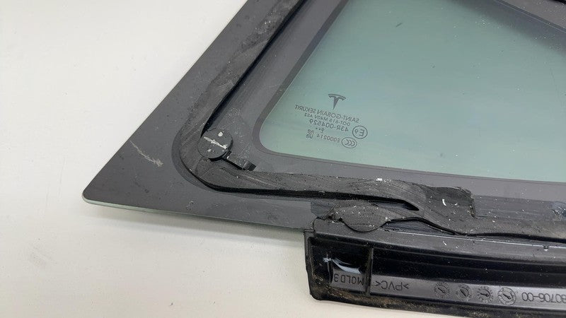 1080706-00 ⭕ 2017-2020 Tesla Model 3 M3 Rear Right Quarter Fixed Window Glass RH 1080706-00