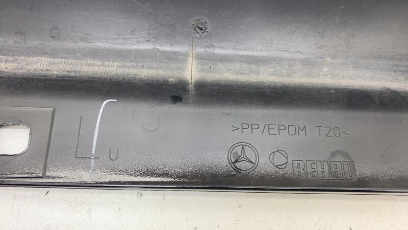 ⭕2015-2021 Mercedes-Benz C300 Left Rocker Moulding Side Skirt Panel RH Black 040