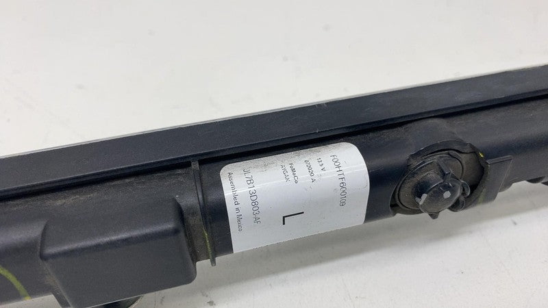 ⭕ 2018-2024 Lincoln Navigator Left Running Board Step Pad Light JL7B-1