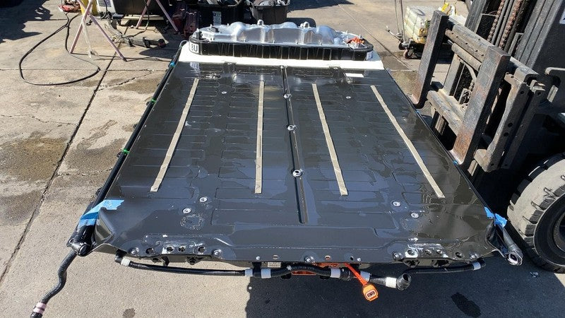 1666968 99 C ⭕ 23-25 Model 3 M3 LFP Standard Range Battery Pack 400VDC 60kWh RWD 1666968-99-C