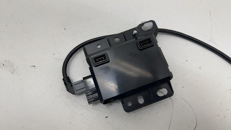 ⭕ 17-23 Model 3 Center Console Front USB Hub Charger Control Module 10