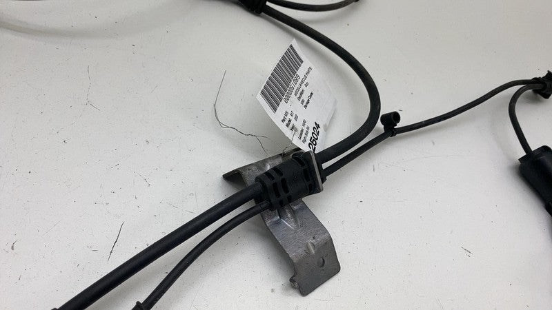 PT00052788 C ⭕ 22-24 Rivian R1T Reat Brake Caliper Cable ABS Wheel Speed Sensor PT00052788-C