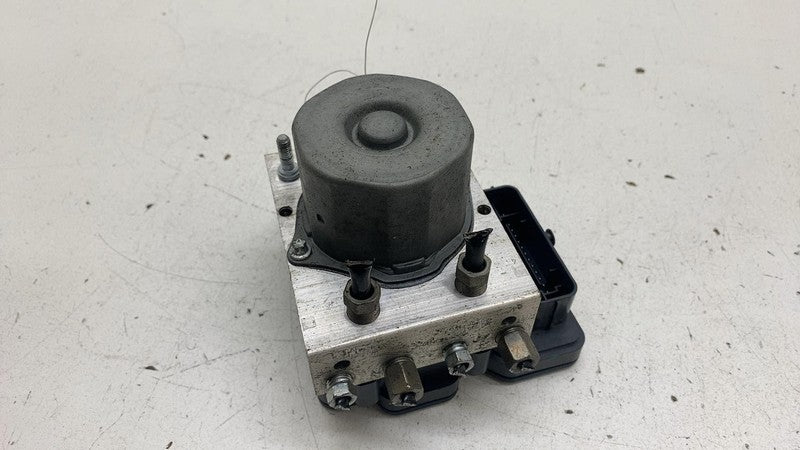 600636300C ⭕ 12-15 Model S Hydraulic Control ABS Anti-Lock Brake Pump Module 6006363-00-C