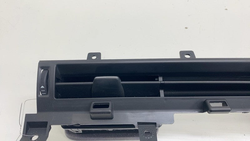LJ8BR018C19A ⭕ 21-24 Mustang Mach-E Dashboard Center & Right Air Vent Grille LJ8B-R018C19-A