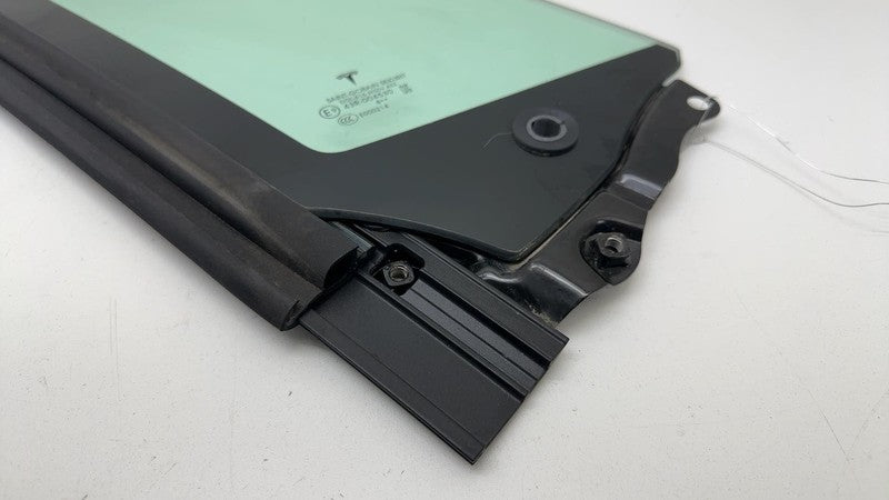 ⭕2016-2020 Tesla Model X Front Right Quarter Vent Door Window Glass 10