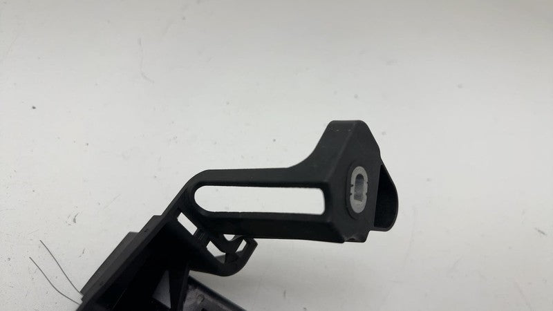 9Y3 867 234 D ⭕ 19-24 Porsche Cayenne Front Passenger Side Blindspot Spot Mount Bracket Right