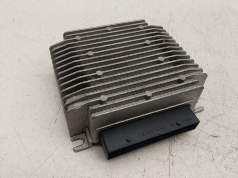 1004833-10-A 2012-2020 Tesla Model S MS External Audio Sound System Amplifier 1004833-10-A