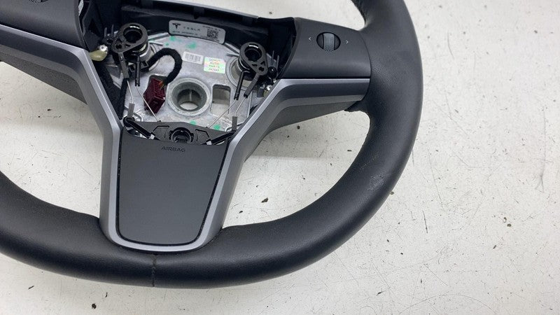 ⭕ 2020-2024 Tesla Model Y Steering Wheel Leather Black Heated OEM 1490