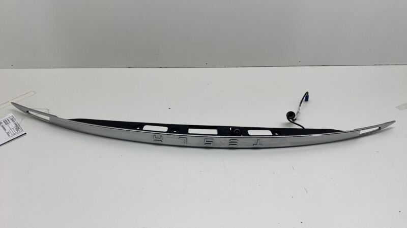 106126900C 16-20 Tesla Model S MS Rear View Back Up Camera w/ Liftgate Molding 1061269-00-C