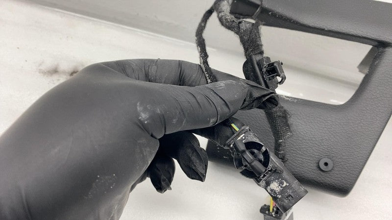 ⭕ 2021-2024 Jeep Wrangler Gladiator Windshield Wind Screen Molding 7J